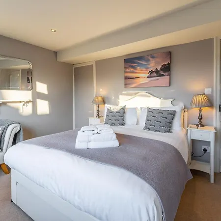 Lily Tarn Holiday home Ambleside