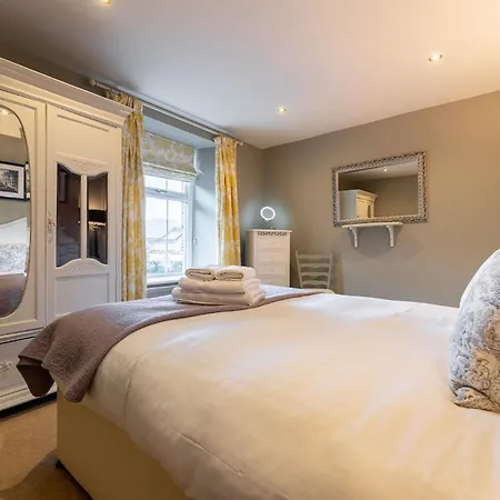 Lily Tarn Holiday home Ambleside